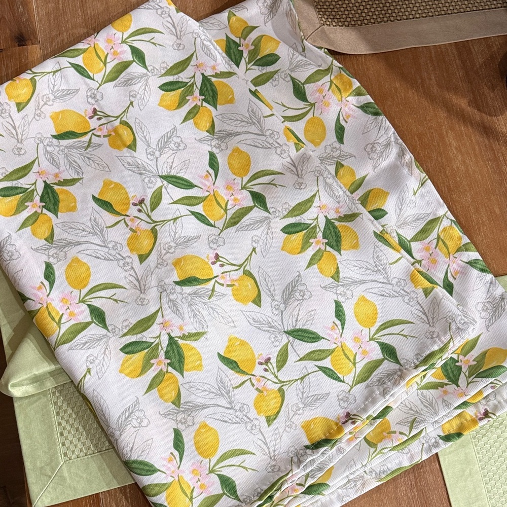 Laura Ashley White Tablecloth with Yellow Lemon & Green Leaf Print